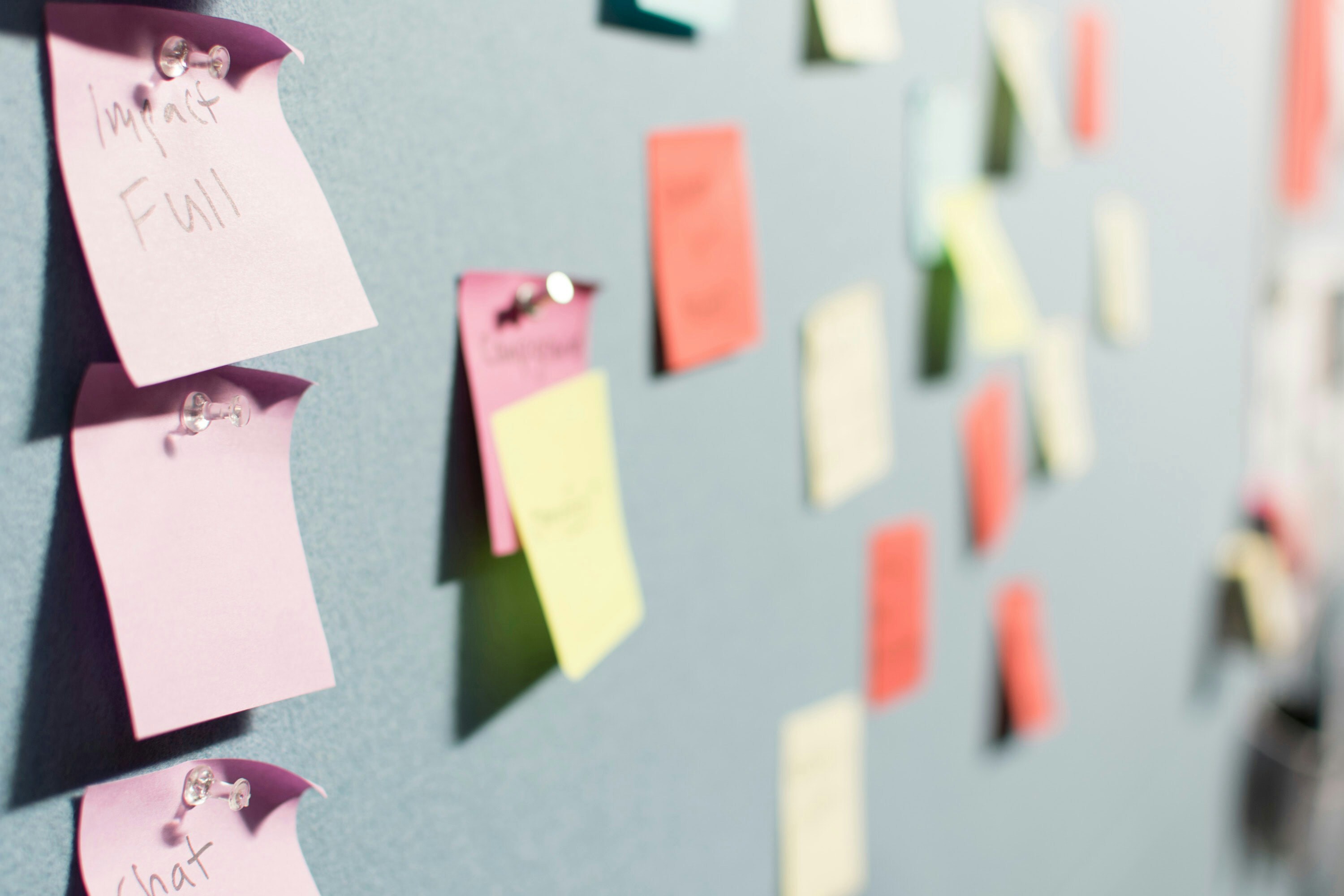 Post it. Foto: Patrick Perkins, Unsplash.